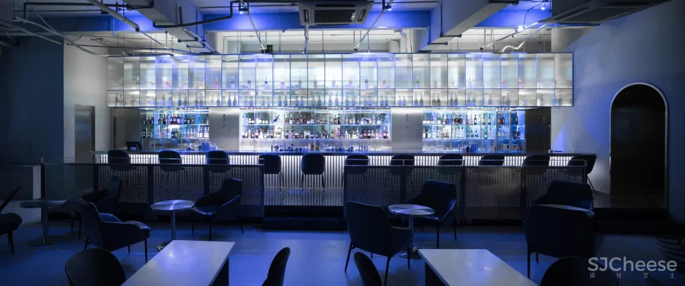 最新 | 斗西设计：酒饕-济 酒吧 首