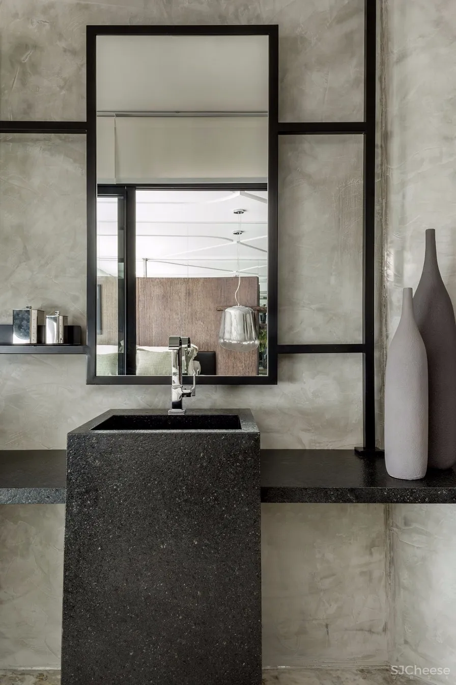 Leo Romano | 美学是通向幸福的道路