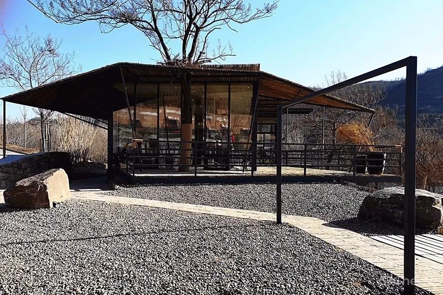 简单盒子里的诗意空间 | 鹿山桐舍