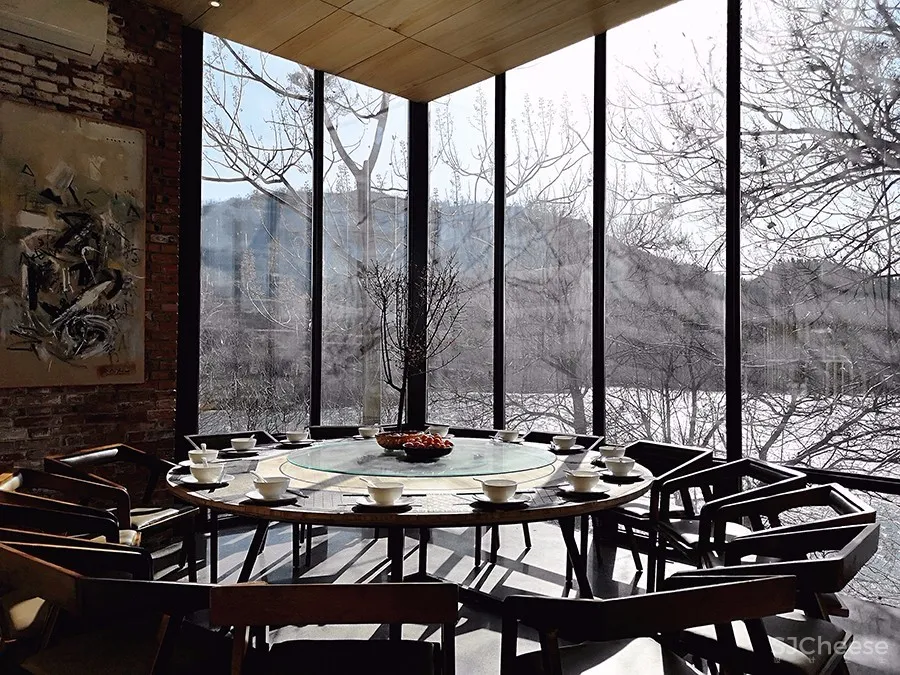 简单盒子里的诗意空间 | 鹿山桐舍