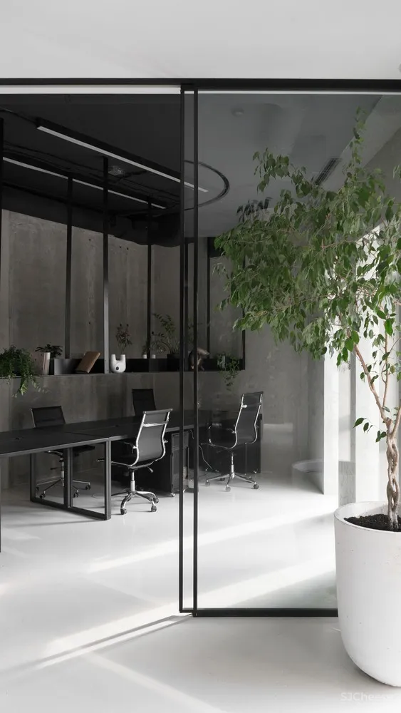 首发 | Yakusha Design & Architecture Studio：兼顾多重工作的创意空间 YA VSESVIT 首