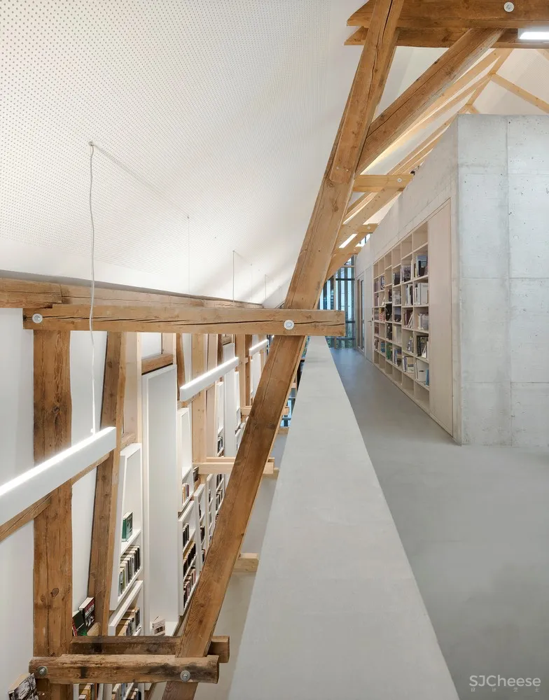 Steimle Architekten:谷仓再利用建筑 Library Kressbronn a. B. 首