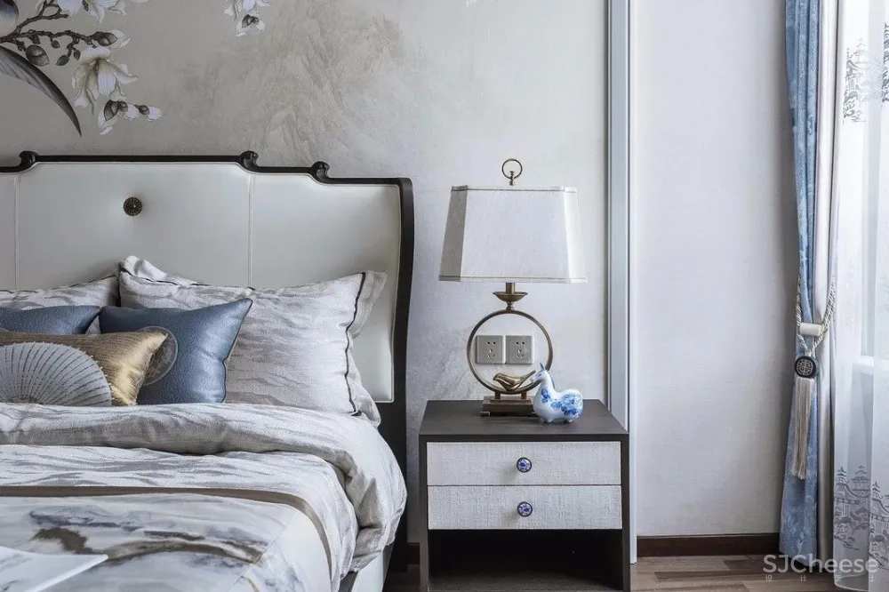 青花案|优雅中国白