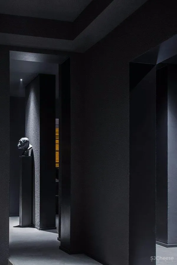 Vilniaus 冷调餐厅