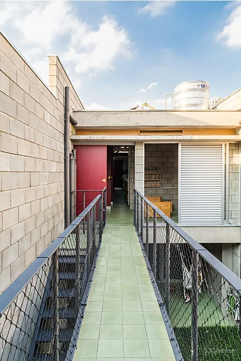 Casa Havaí 别墅 / Grupo Garoa + Chico Barros 首