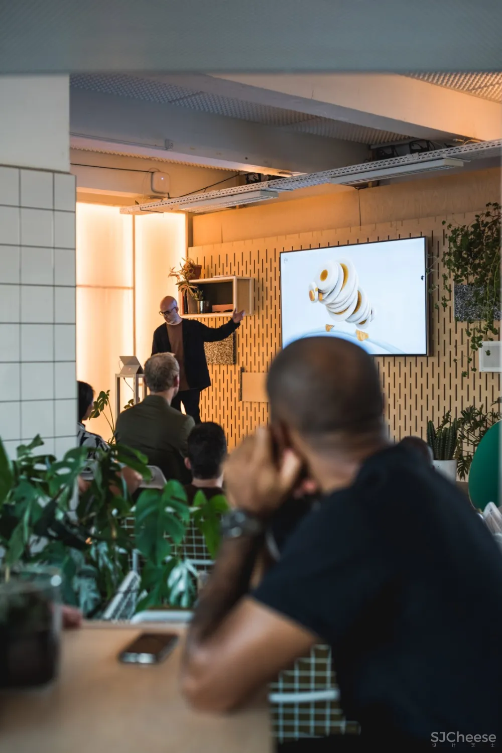 新作 | 丹麦:Spacon & X为Space10创建更灵活的工作空间