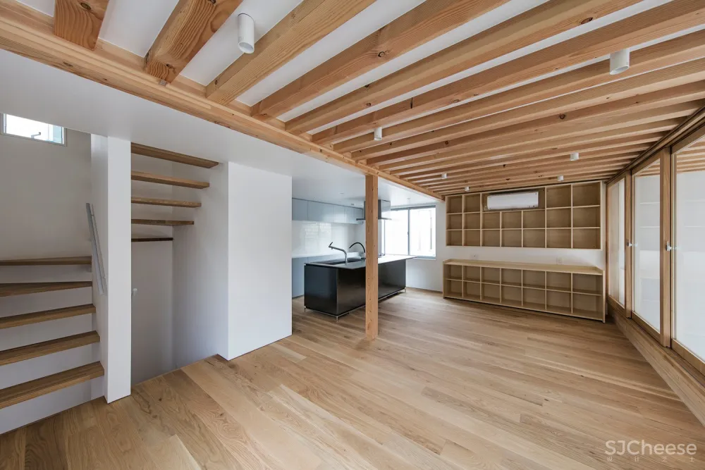 车库大厅住宅/塚越宮下建筑事务所+Keitarchi