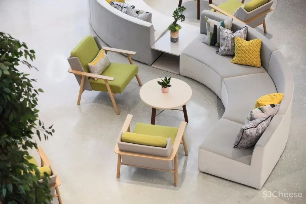 自然与湖居 | 一个亲切、生动的世界