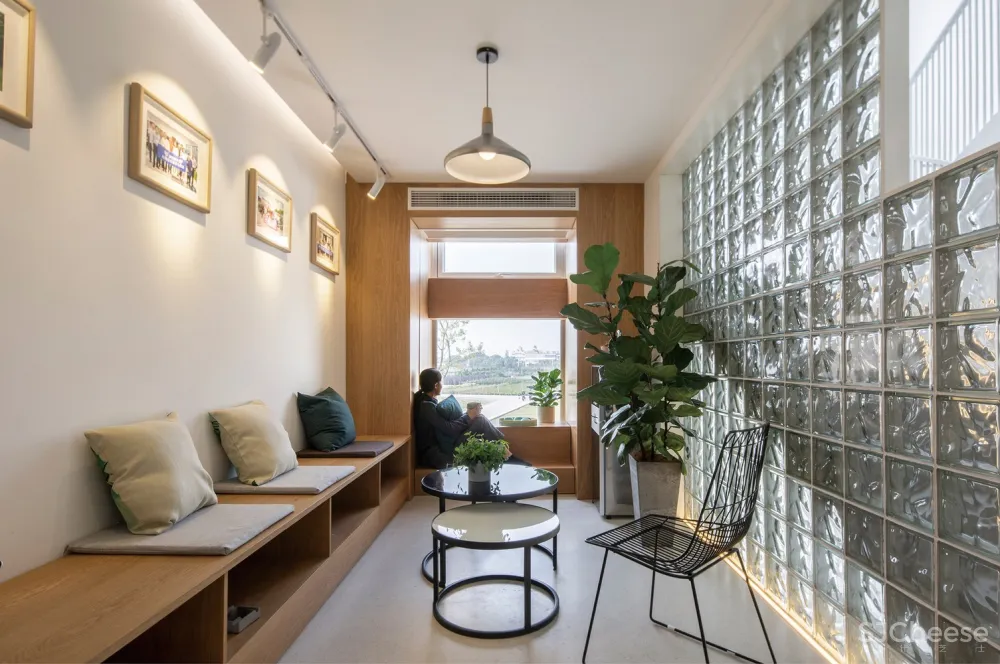 园艺接待中心室内设计 / 森上设计