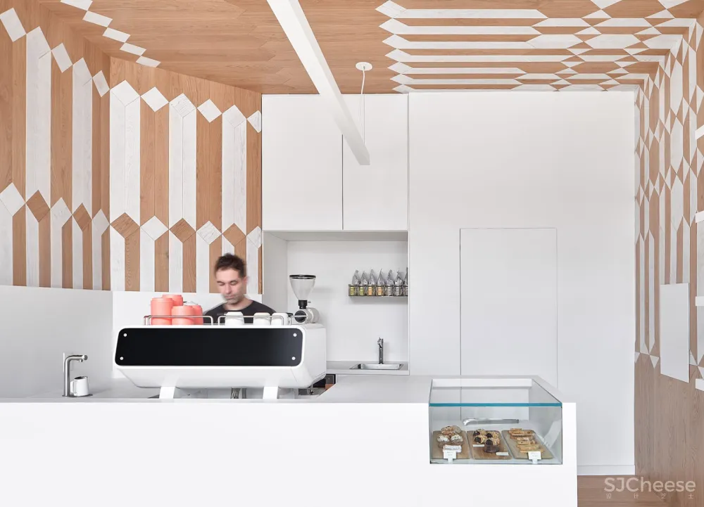 最新 | Batay-Csorba Architects：多伦多 Milky’s咖啡厅