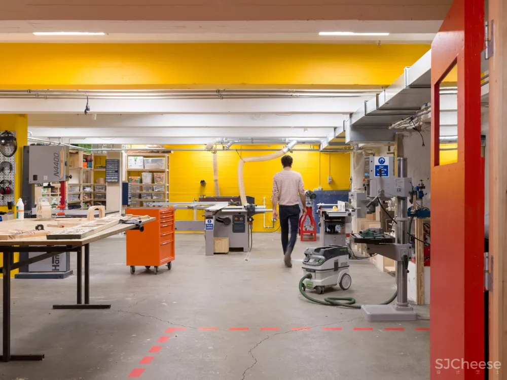 新作 | 丹麦:Spacon & X为Space10创建更灵活的工作空间