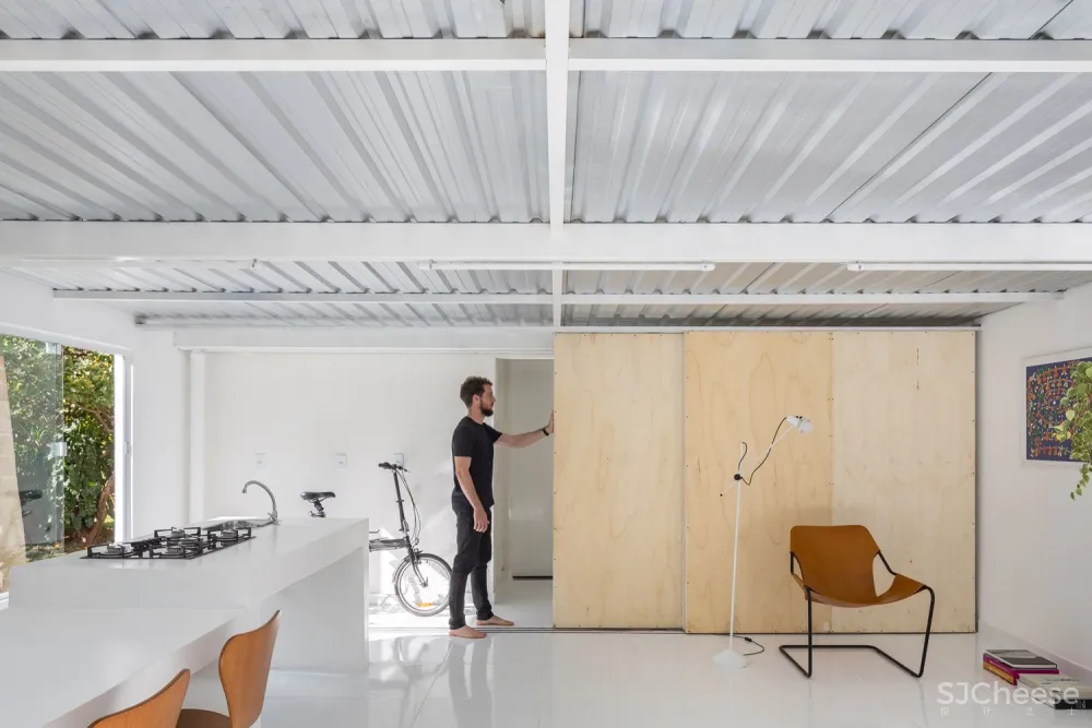 首发 | Daher jardim arquitetura:巴西利亚明亮白色隐居之所