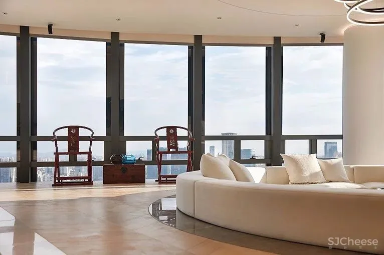 600m²天空之镜丨高空俯瞰城市边际