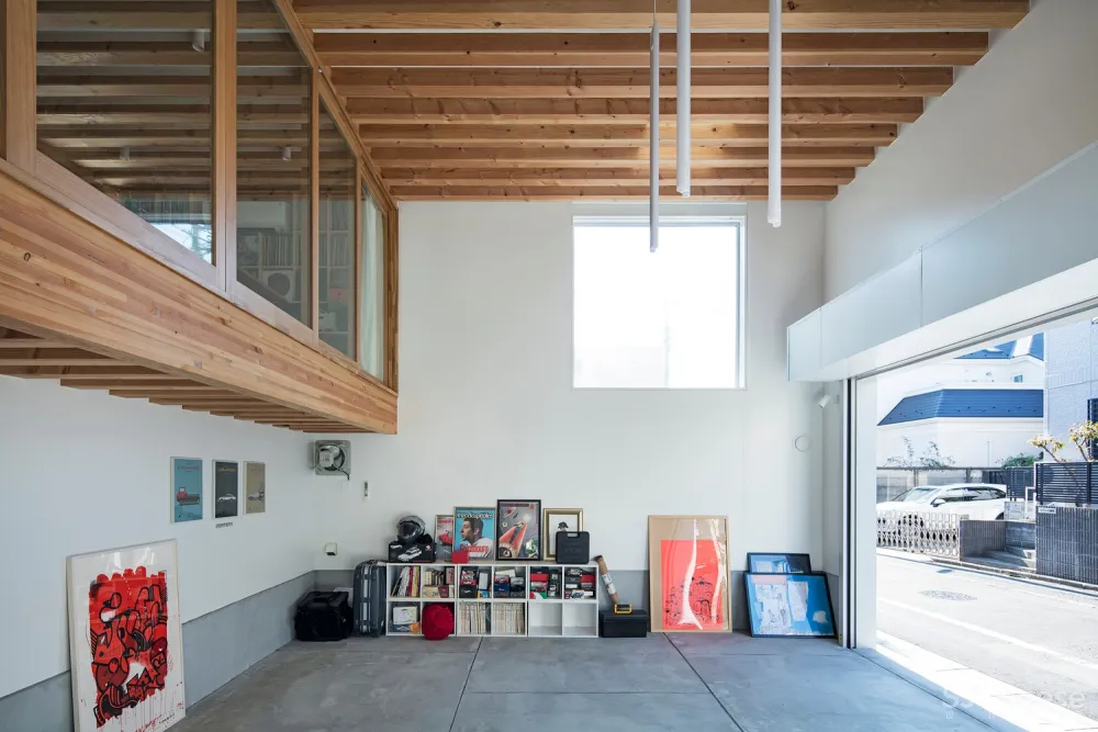 车库大厅住宅/塚越宮下建筑事务所+Keitarchi