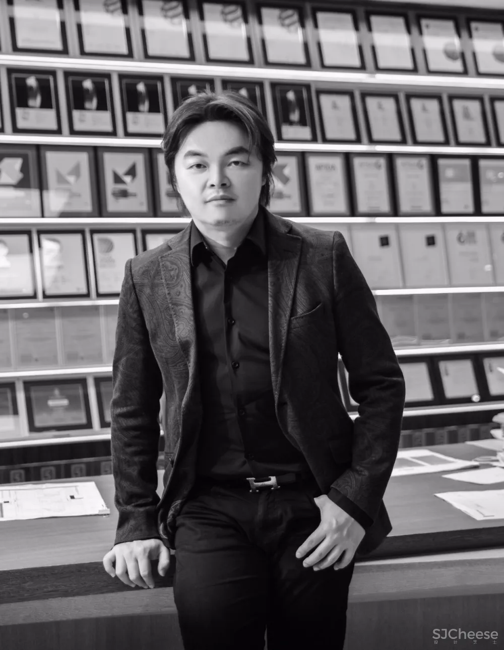 新作 | 凌子达新作•亚克力灯片打造出具有现代时尚美学的感官空间