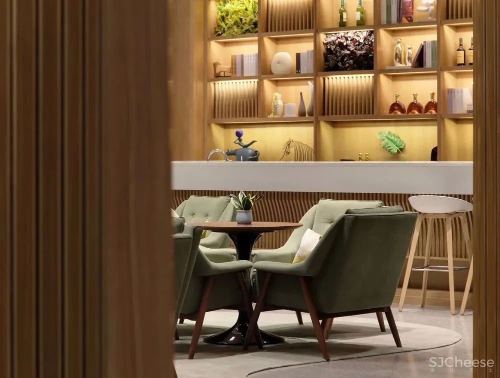 自然与湖居 | 一个亲切、生动的世界