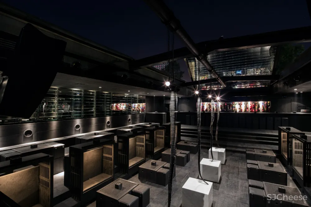 首发 | 更黑暗的升级：Bernard Khoury 翻新贝鲁特B018酒吧