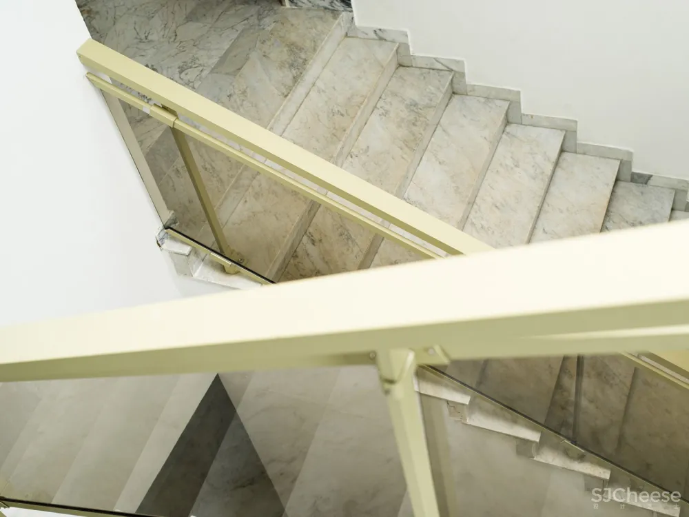 Lepic精品酒店改造,科特迪瓦 / Paola Bagna