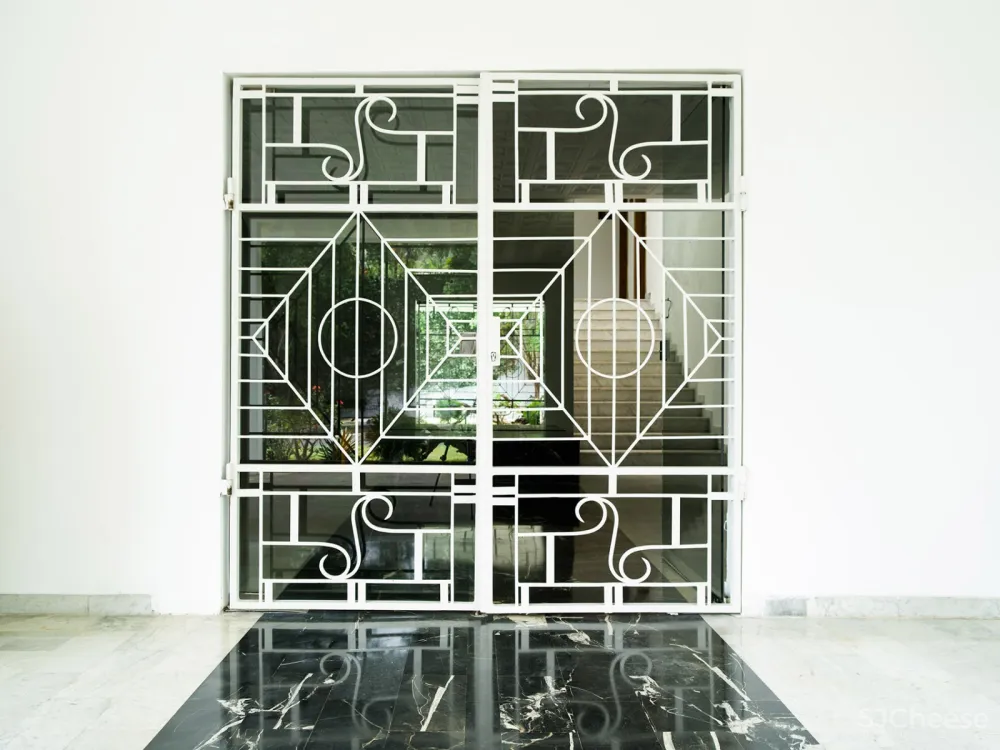 Lepic精品酒店改造,科特迪瓦 / Paola Bagna