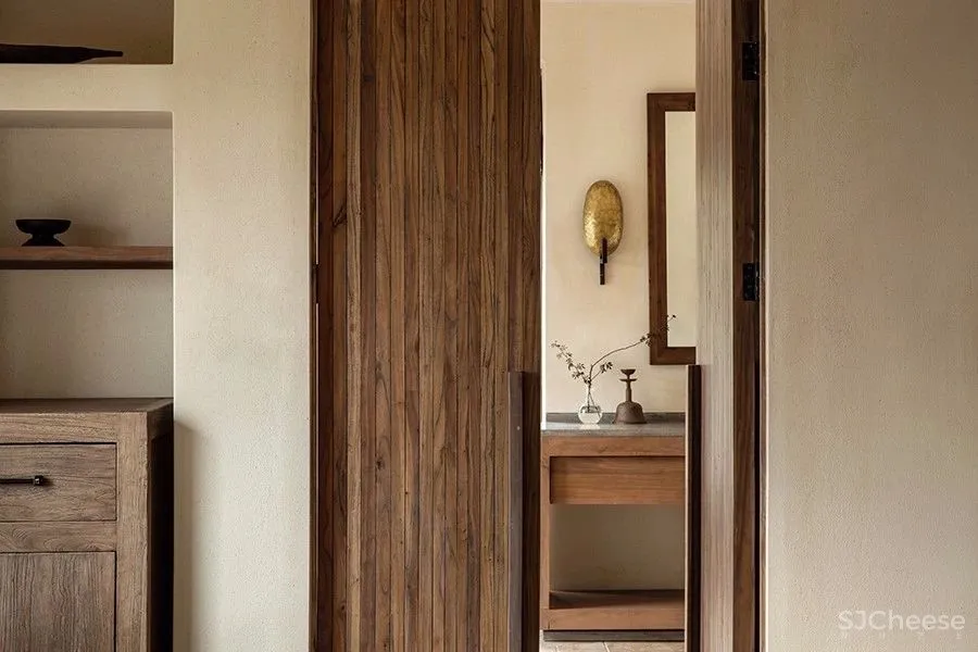 在世界尽头,为凝望辟一扇理想的“窗”| 既下山·梅里酒店