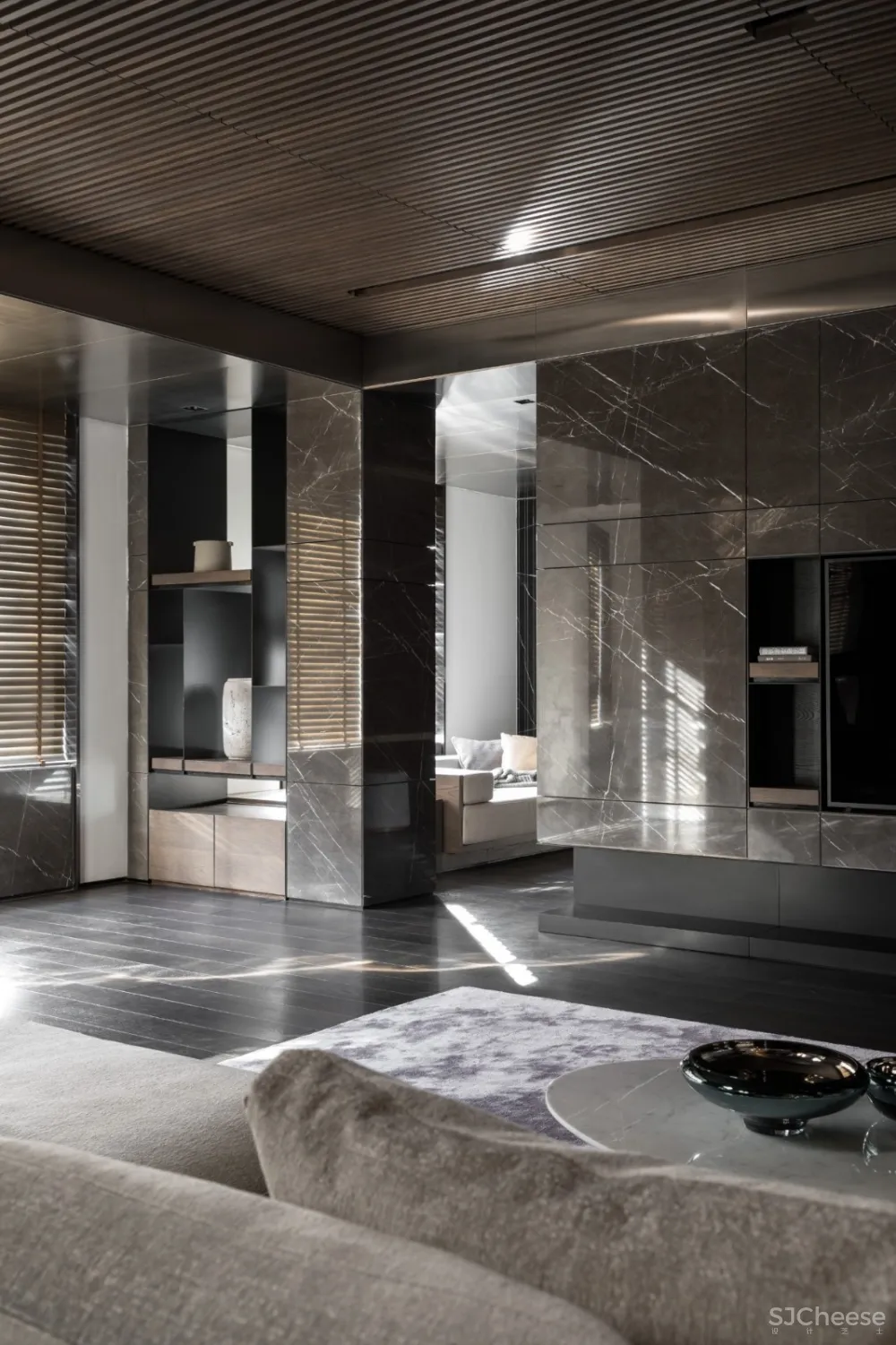 最新 | 唐忠汉：540m²顶层复式 ，大地灰演绎最美的奢宅气质 首