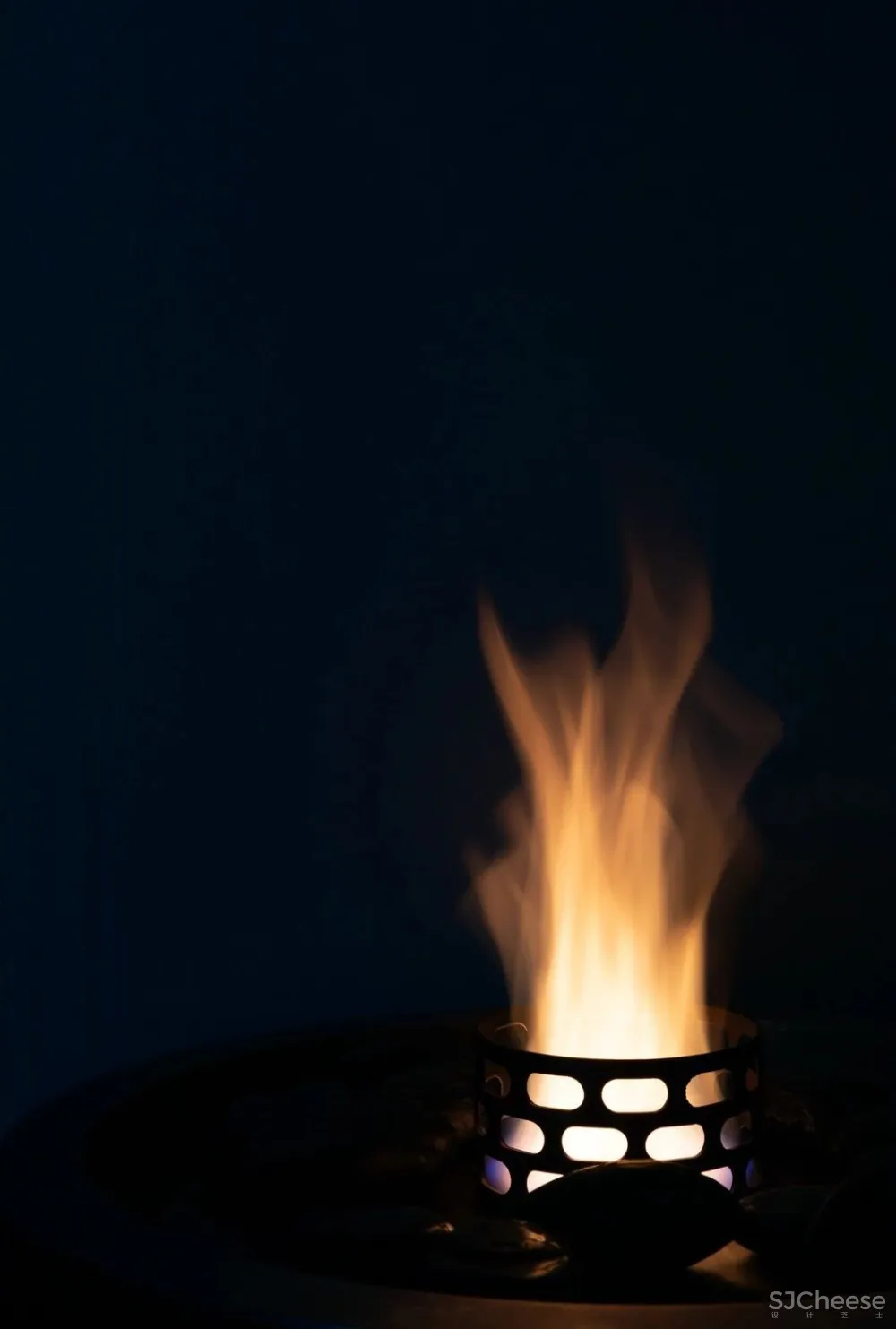 黑白灰丨看设计师的家如何玩转 首