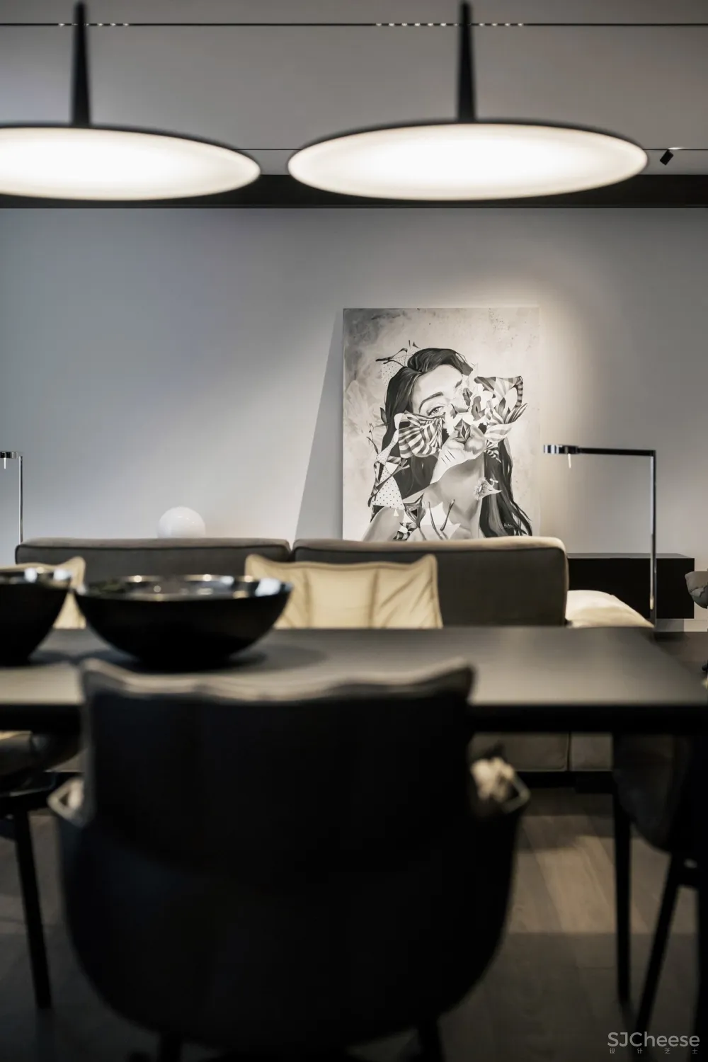 高级黑公寓设计，极简至奢的浪漫 首