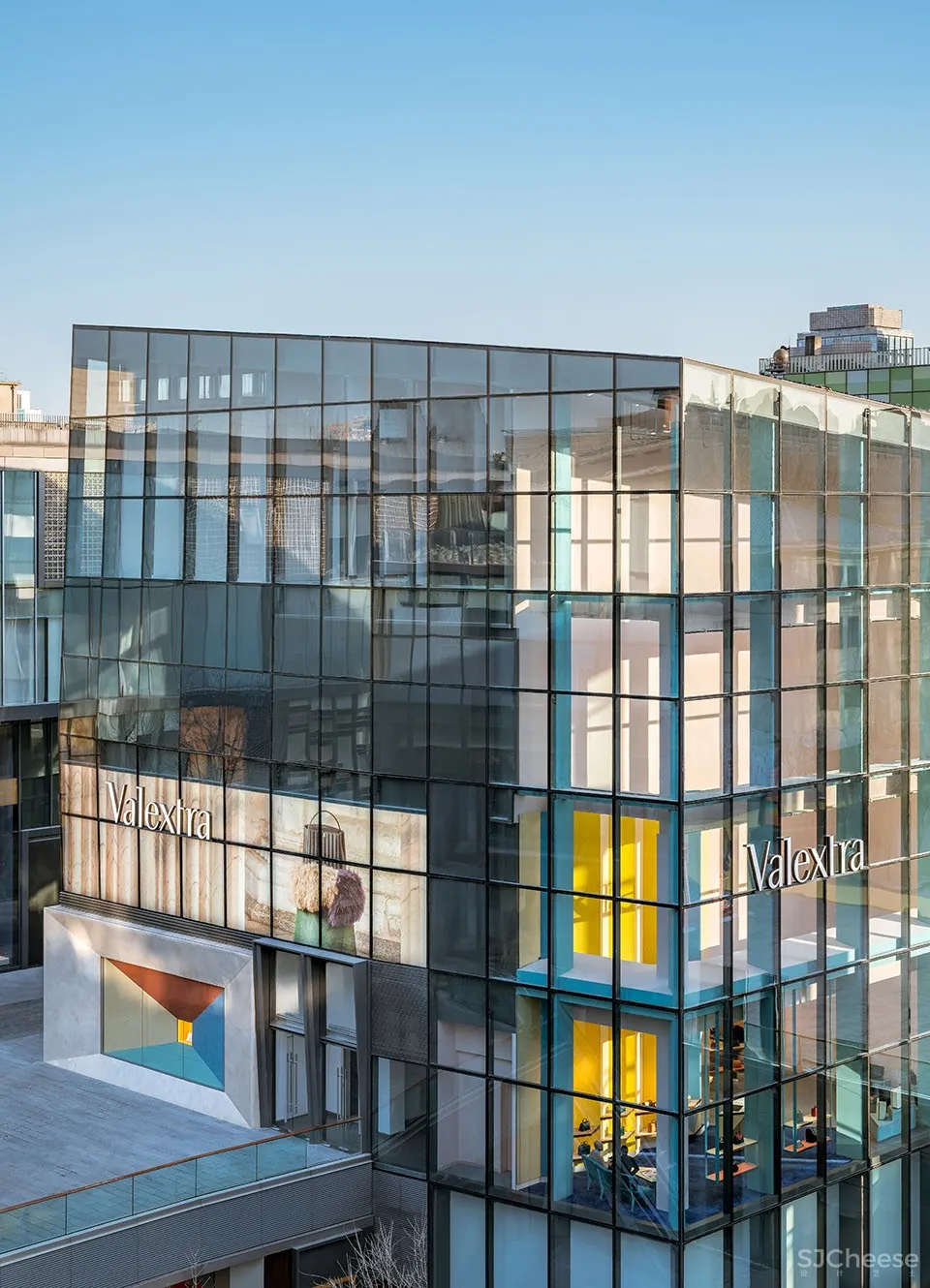 最新 | Martino Gamper：北京 Valextra三里屯太古里旗舰店