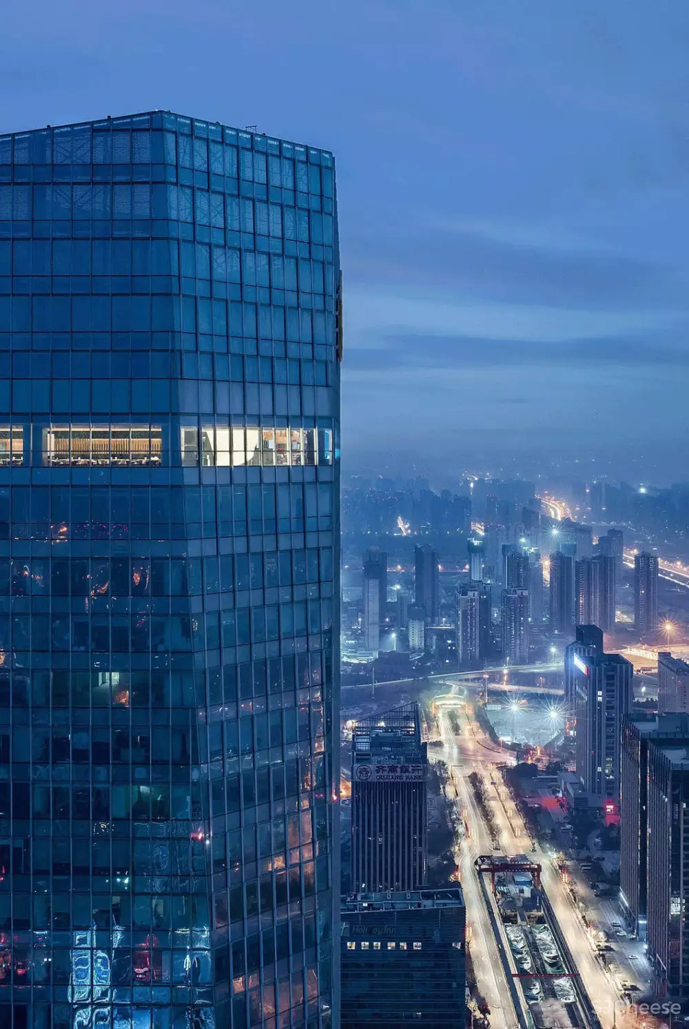 一座云顶餐厅设计！| RSAA&庄子玉工作室