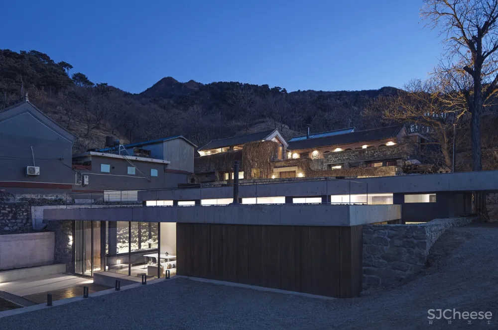 最新 | 木答答木建筑事务所:北京长城下的住宅