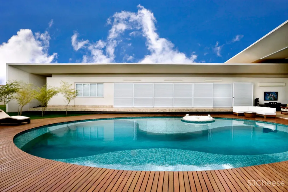 Leo Romano | 美学是通向幸福的道路