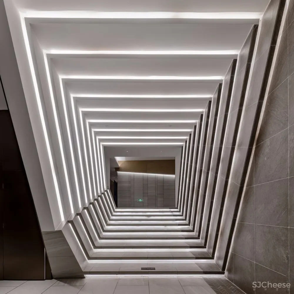 新作 | 凌子达新作•亚克力灯片打造出具有现代时尚美学的感官空间