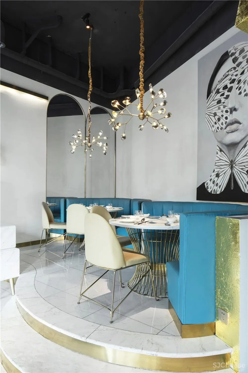 【沈阳品筑设计】火遍沈阳城,赶超网红餐厅丨设计姿势很到位