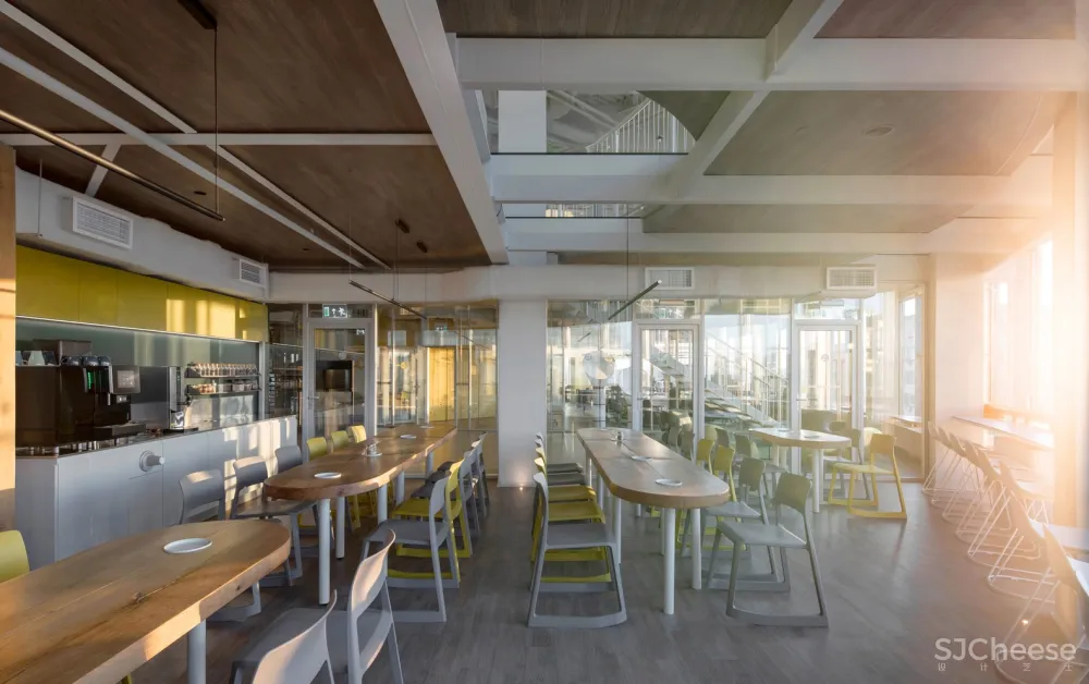 Grammarly Office / balbek bureau