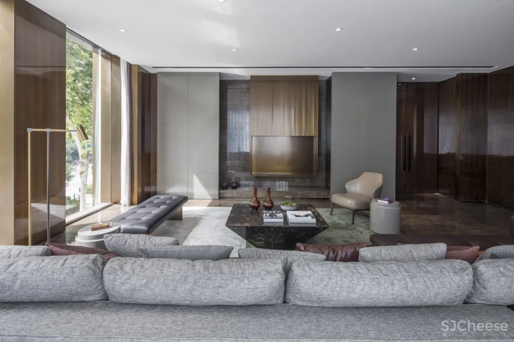 序向设计 | 简约至上的设计美学