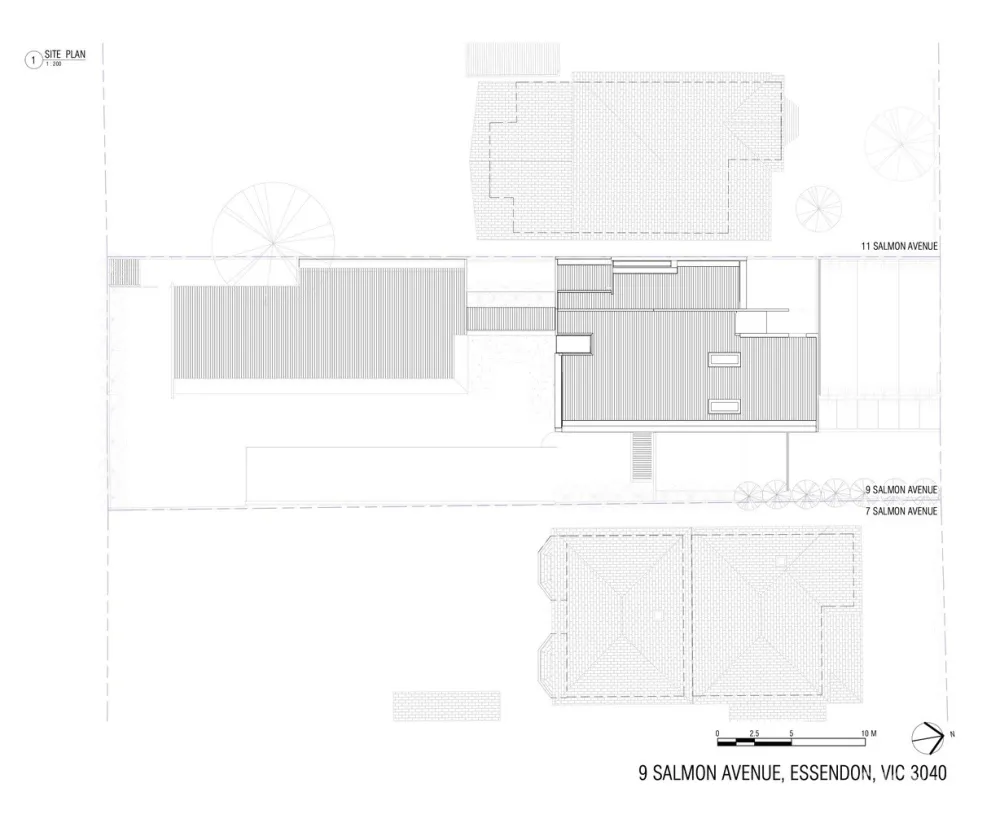 Salmon / FGR Architects
