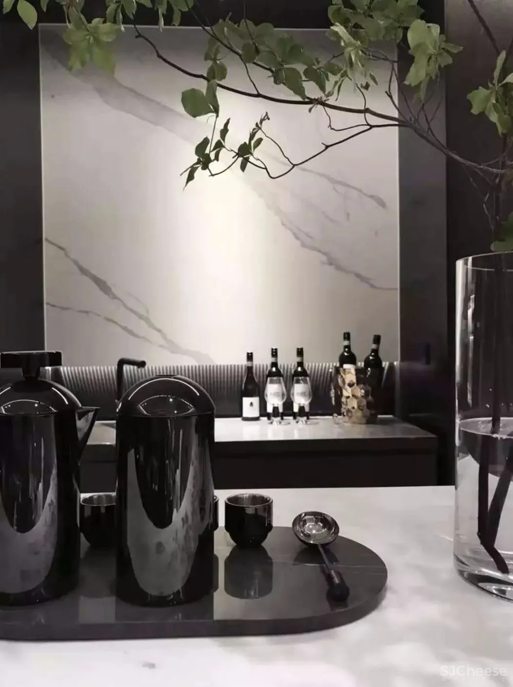 高端别墅样板房丨静谧悠然的简约设计