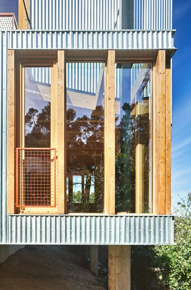 House in La Floresta / ARQUITECTURA-G