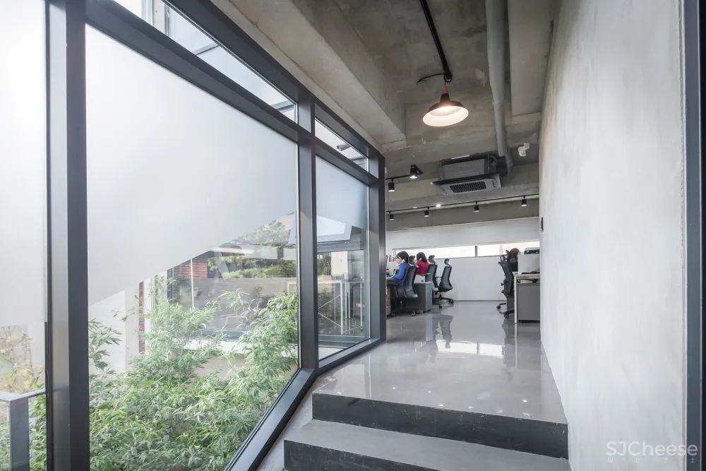 HBA-rchitects:简约的存在 TIRA Office Building