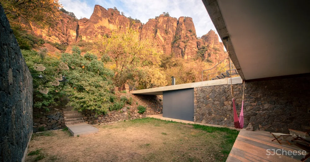 Meztitla 住宅 / EDAA