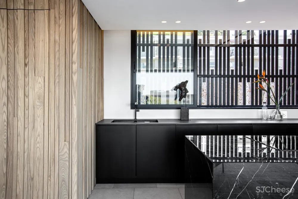 GSQUARED:天然材料打造极简主义Waterkant Townhouse