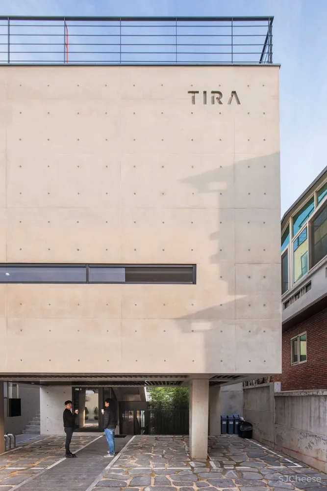HBA-rchitects:简约的存在 TIRA Office Building