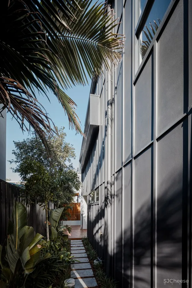 08 Albatross Avenue House / Studio Workshop