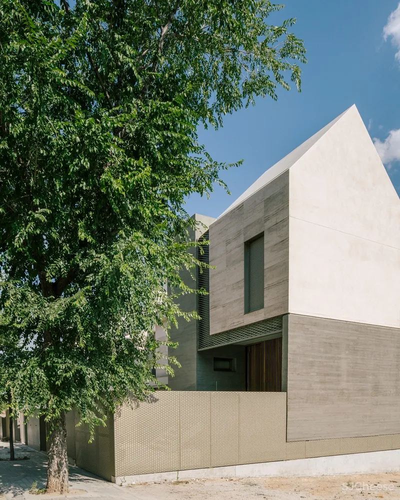 Sierra House / Steyn Studio