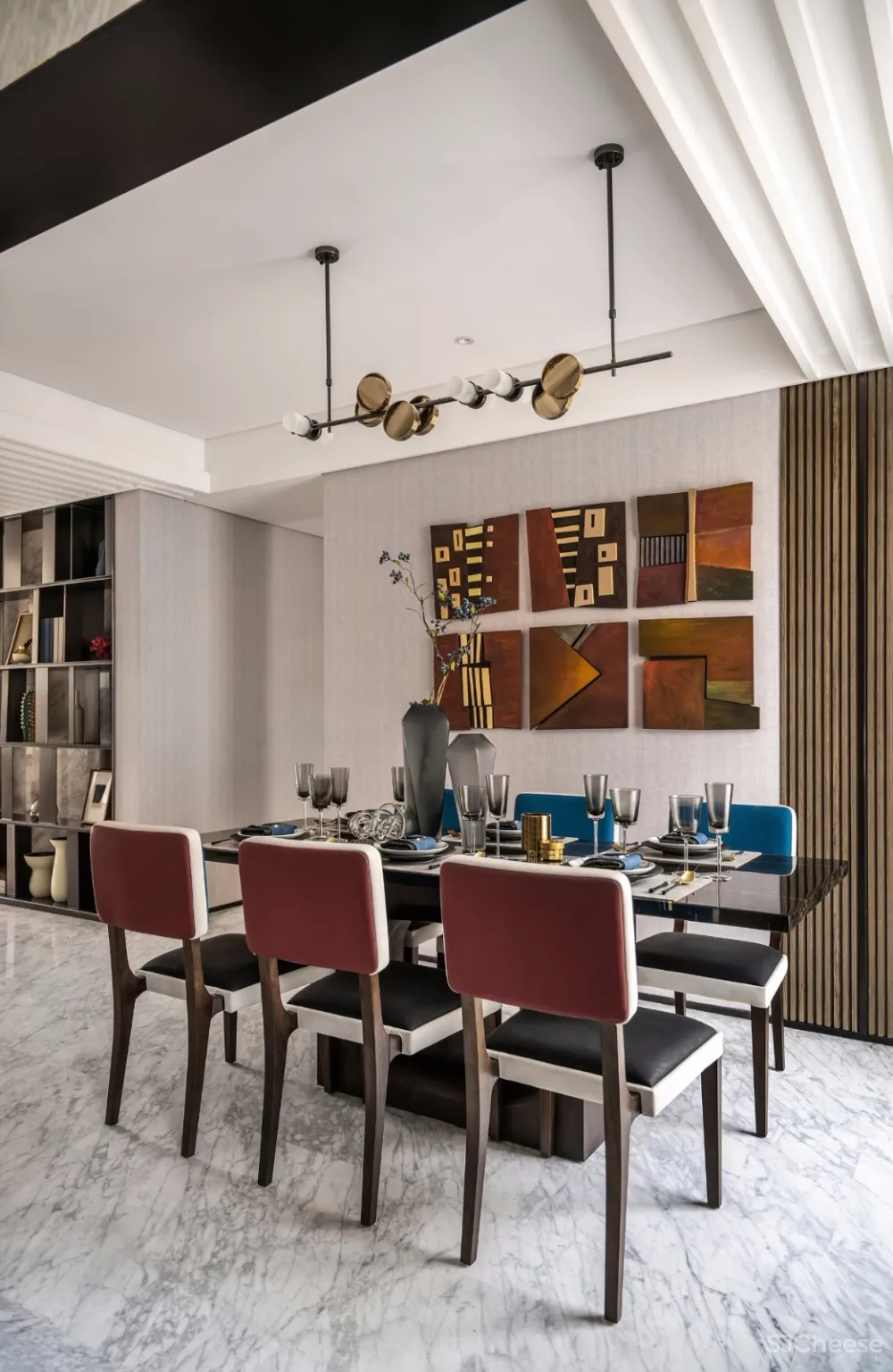 新作 | 275m² 时尚格调别墅,超美软装演绎自由的灵魂