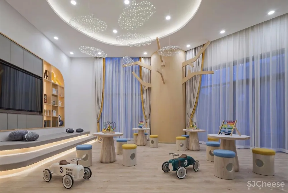 天光潋滟晴方好丨元星启正气恢弘