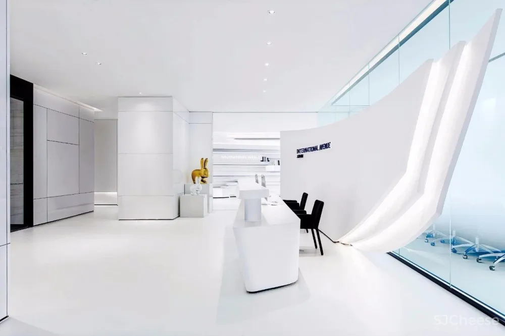 新作 | 极简白,如何打造前卫艺术的国际办公