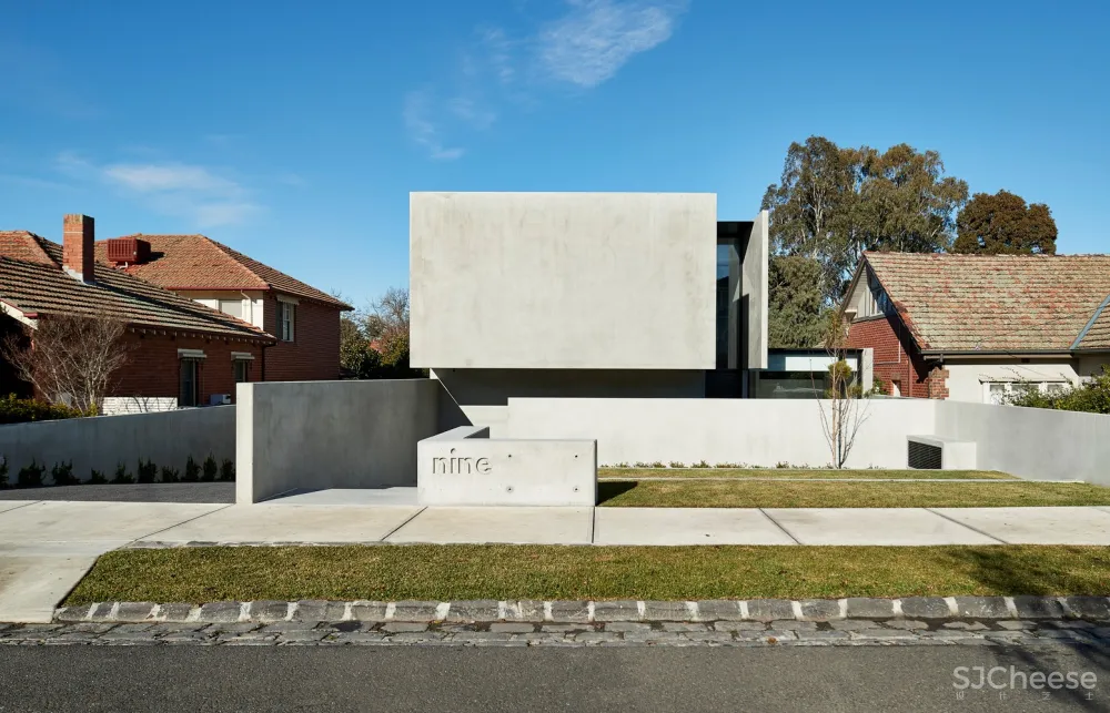 Salmon / FGR Architects