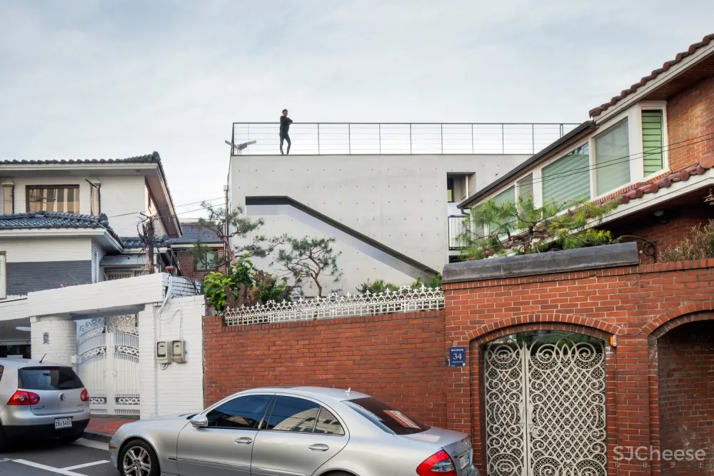 HBA-rchitects:简约的存在 TIRA Office Building