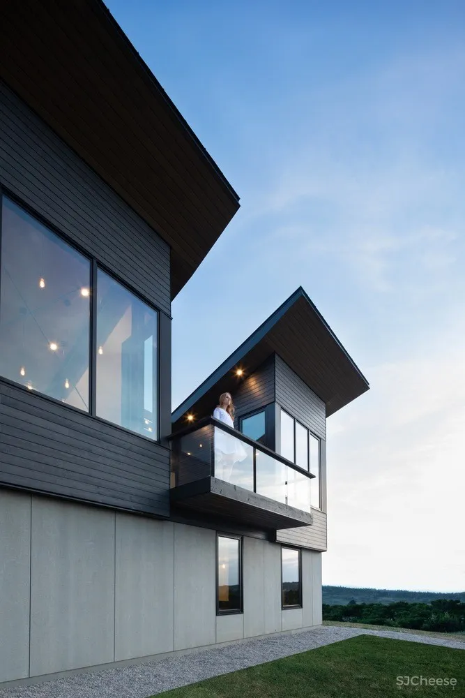 Treow Brycg House / Omar Gandhi Architect